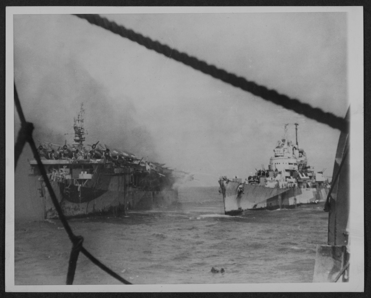 魅了 大日本帝国 海軍 太平洋戦争 戦艦 大和 レイテ沖海戦 写真 戦記 